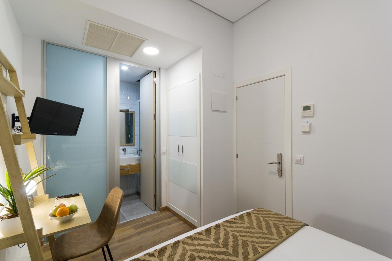 Hotel The Bridge Huertas Madryt Zewnętrze zdjęcie