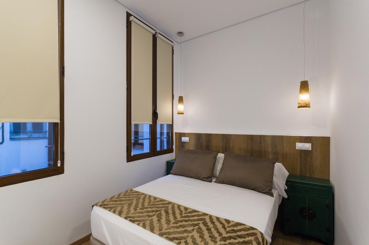 Hotel The Bridge Huertas Madryt Zewnętrze zdjęcie