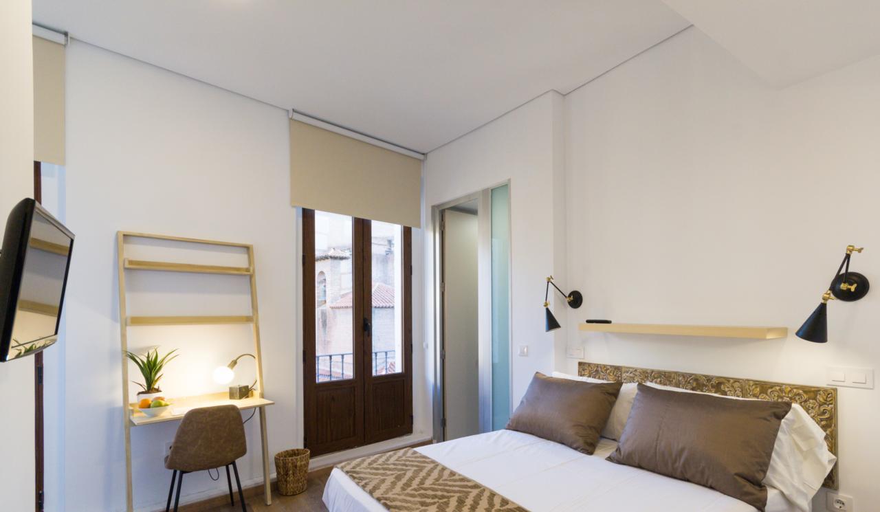 Hotel The Bridge Huertas Madryt Zewnętrze zdjęcie