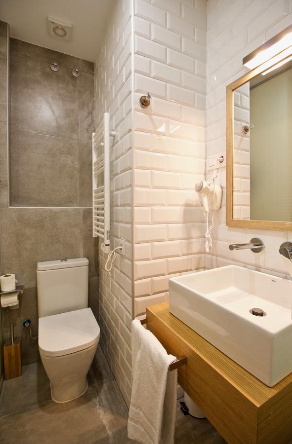 Hotel The Bridge Huertas Madryt Zewnętrze zdjęcie